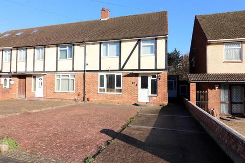 undefined, Luton LU2