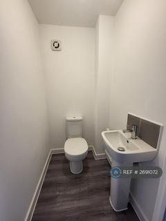 3 bedroom semi-detached house to rent, Constantine Drive, Peterborough, PE2