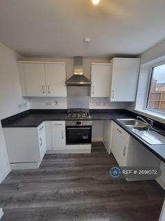 3 bedroom semi-detached house to rent, Constantine Drive, Peterborough, PE2