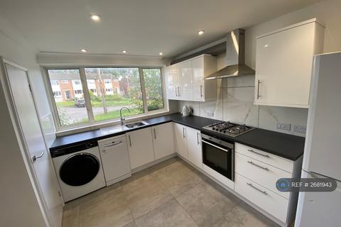 3 bedroom end of terrace house to rent, Tanhouse Lane, Wokingham, RG41