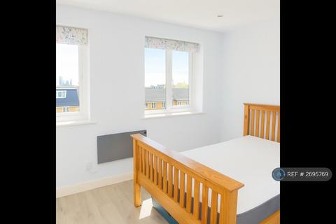 undefined, Ferguson Close, London, E14