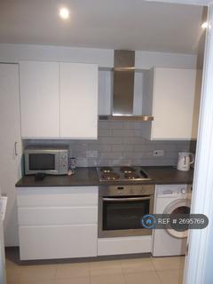 undefined, Ferguson Close, London, E14