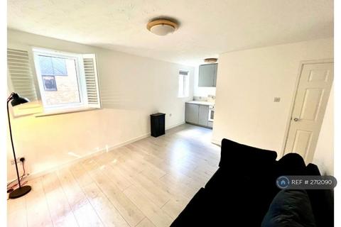 1 bedroom flat to rent, Friars Mead, London, E14