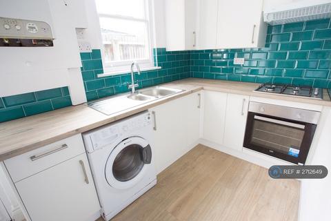 2 bedroom terraced house to rent, Laxey Road, Birmingham, B16