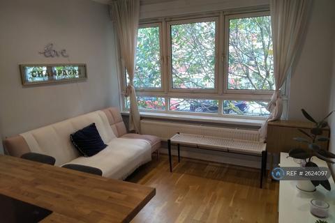 2 bedroom flat to rent, Stafford House, London, SE1