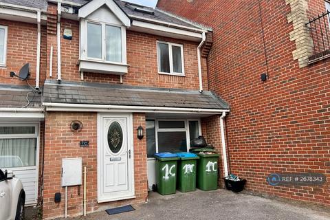 undefined, Spear Road, Southampton, SO14