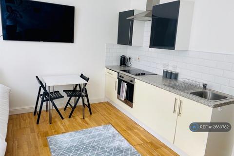 undefined, Lansdowne Road, Leicester, LE2