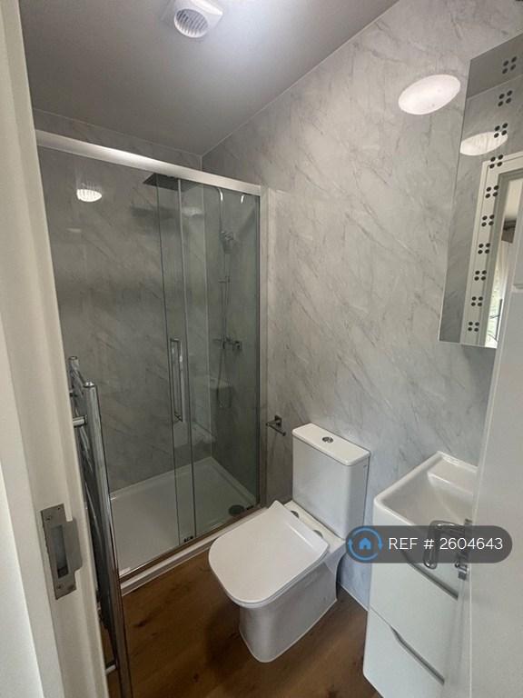 Studio 2 En-Suite