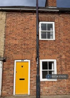 2 bedroom terraced house to rent, Watling Street East, Towcester, NN12