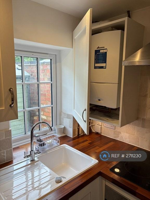 Combi Boiler (In Cupboard)