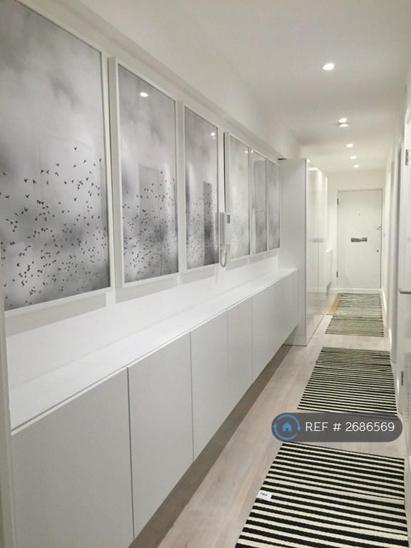 Spacious Hallway With Built In Storage