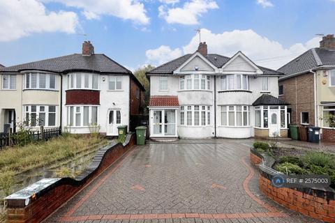 3 bedroom semi-detached house to rent, Rock Road, Solihull, B92