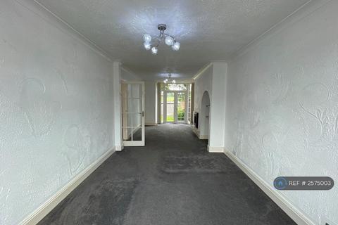 3 bedroom semi-detached house to rent, Rock Road, Solihull, B92