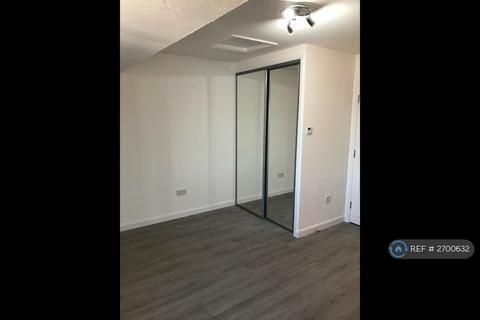 undefined, Seymour Way, Middlesex, TW16