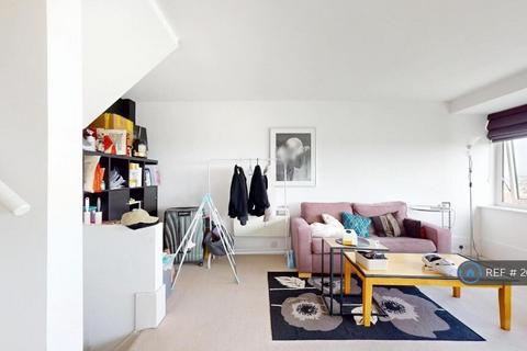 2 bedroom flat to rent, Aragon Tower George Beard Road, London, SE8