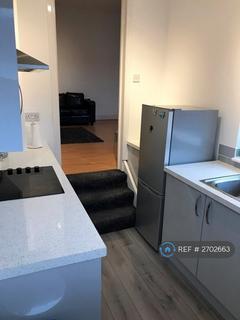 3 bedroom flat to rent, Heaton, Heaton, Newcastle Upon Tyne, NE6