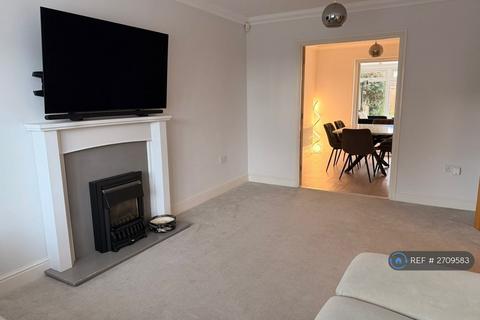 4 bedroom detached house to rent, Galleon Way, Upnor, Rochester, ME2