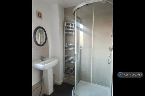 2 bedroom flat to rent, Armley, Armley, LS12