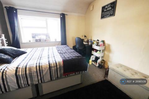 undefined, Benbow Waye, Uxbridge, UB8