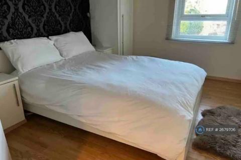 3 bedroom flat to rent, Milnpark Gardens, Glasgow, G41