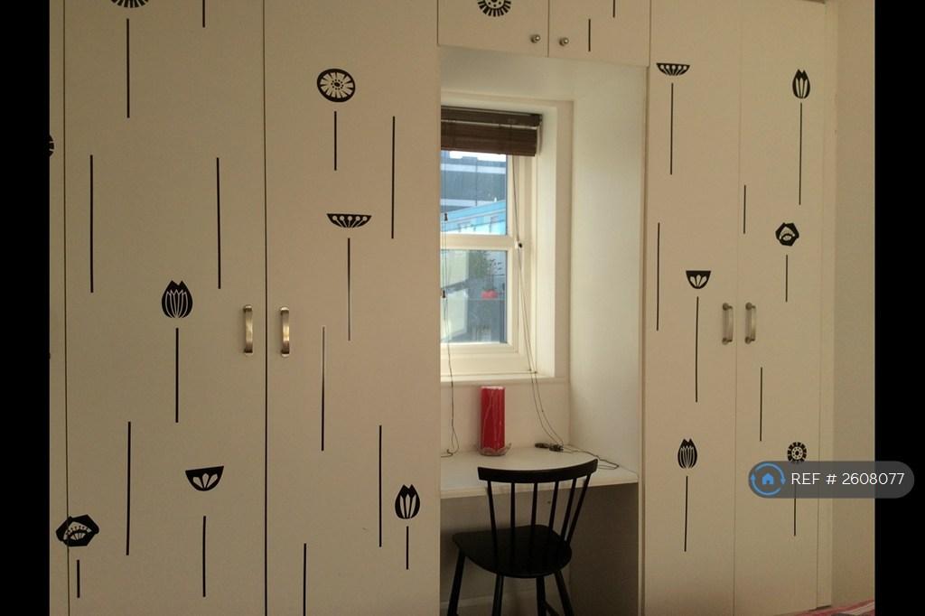 Built-In Cupboard And Study (Stickers Gone)