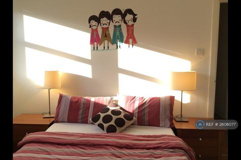 undefined, City Walk, Shoreditch, London, E2