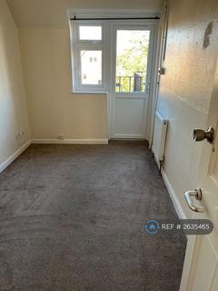2 bedroom flat to rent, Surbiton Hill Road, Surbiton, KT6
