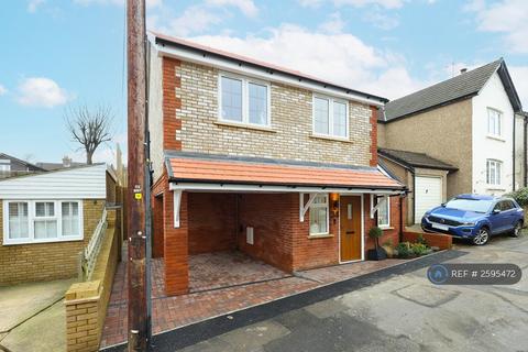 3 bedroom detached house to rent, Bethel Road, Sevenoaks, TN13