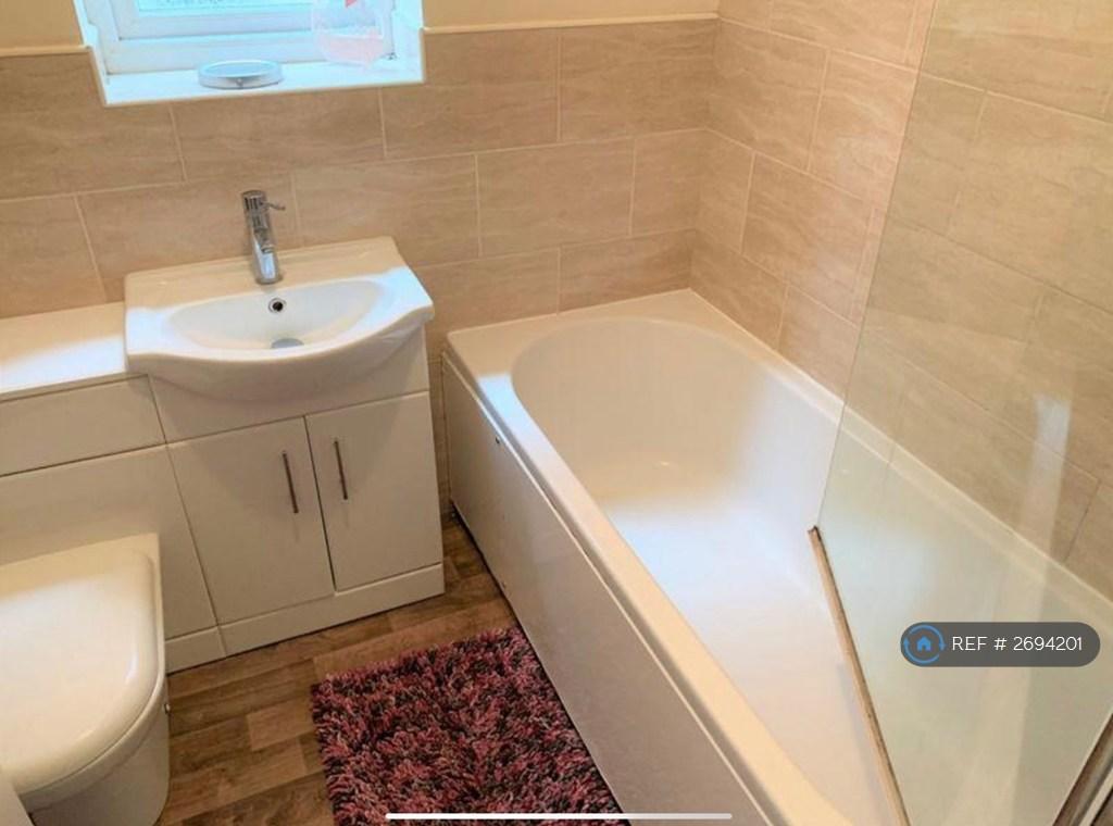 Upstairs Bathroom