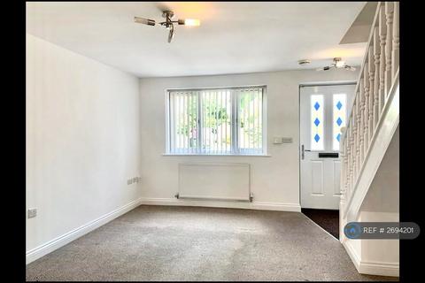 3 bedroom semi-detached house to rent, Intake Lane, Barnsley, S72