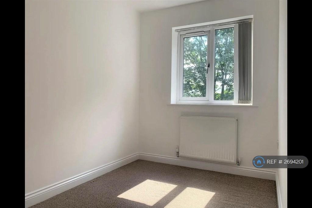 3rd Bedroom (Smallest)