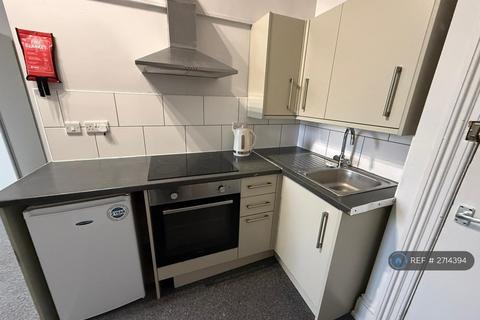 undefined, Elmore Road, Sheffield, S10