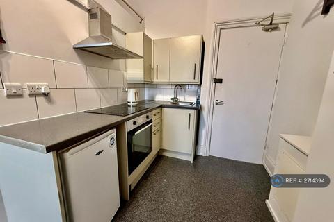 undefined, Elmore Road, Sheffield, S10