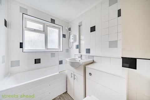 undefined, Sheldon Close, London, SE20
