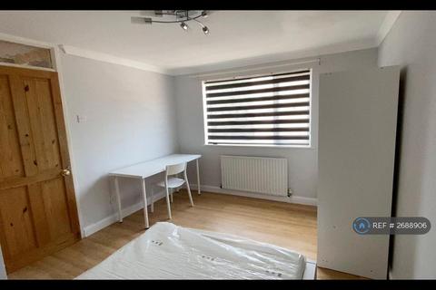 undefined, Britannia Road, Kingston Upon Thames, KT5