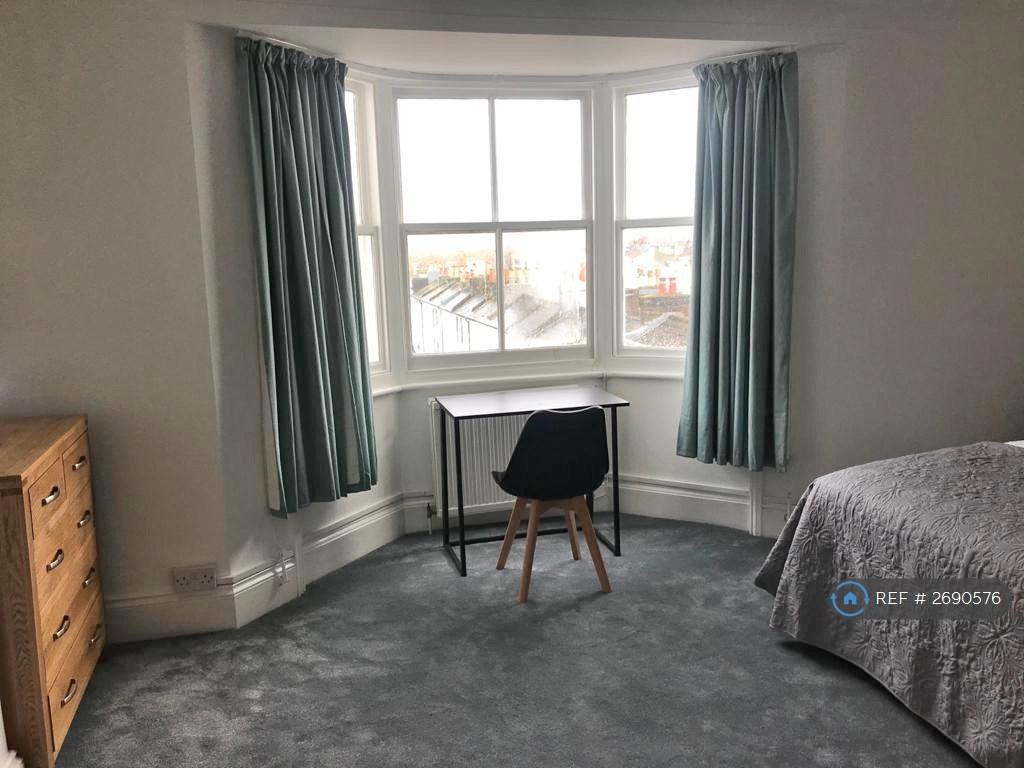 Ensuite Large Double Bedroom