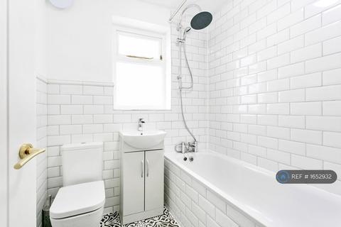 1 bedroom flat to rent, Shirley Road, London, E15