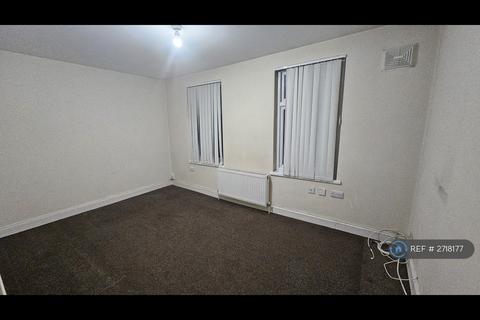 2 bedroom flat to rent, Barrington Road, London, E12