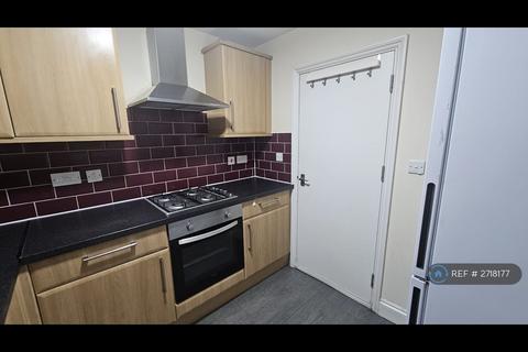 2 bedroom flat to rent, Barrington Road, London, E12