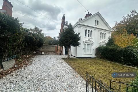6 bedroom semi-detached house to rent, Forest Road East, Nottingham, NG1
