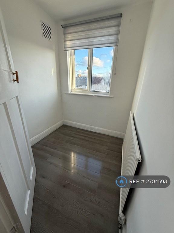 Single Bedroom