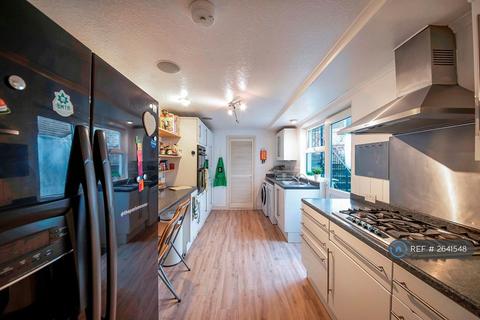 1 bedroom in a house share to rent, Hollingbury Road, Brighton, BN1