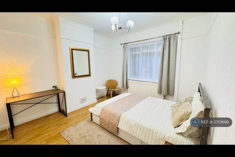 undefined, Fircroft Road, London, SW17