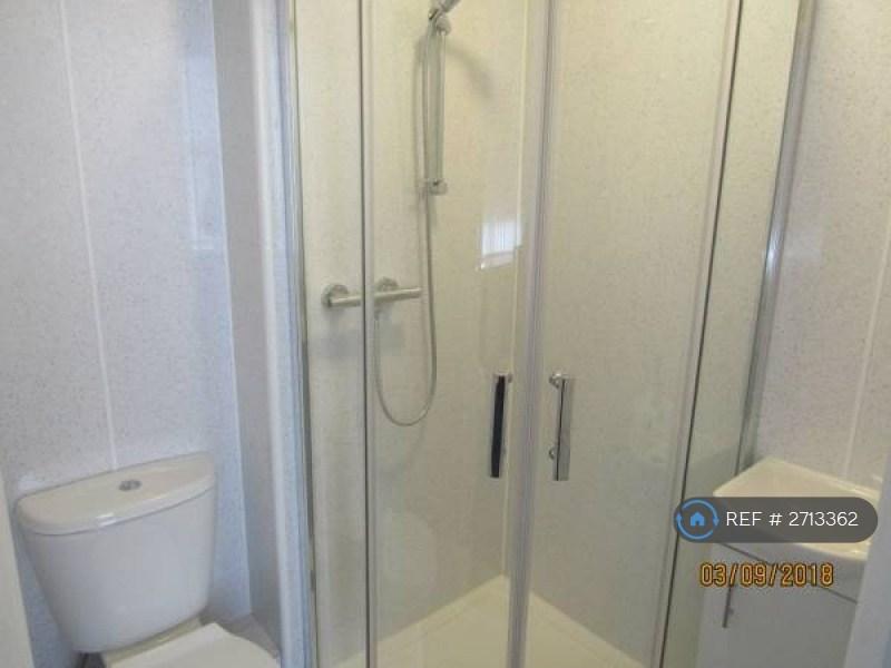 Ensuite Bathroom