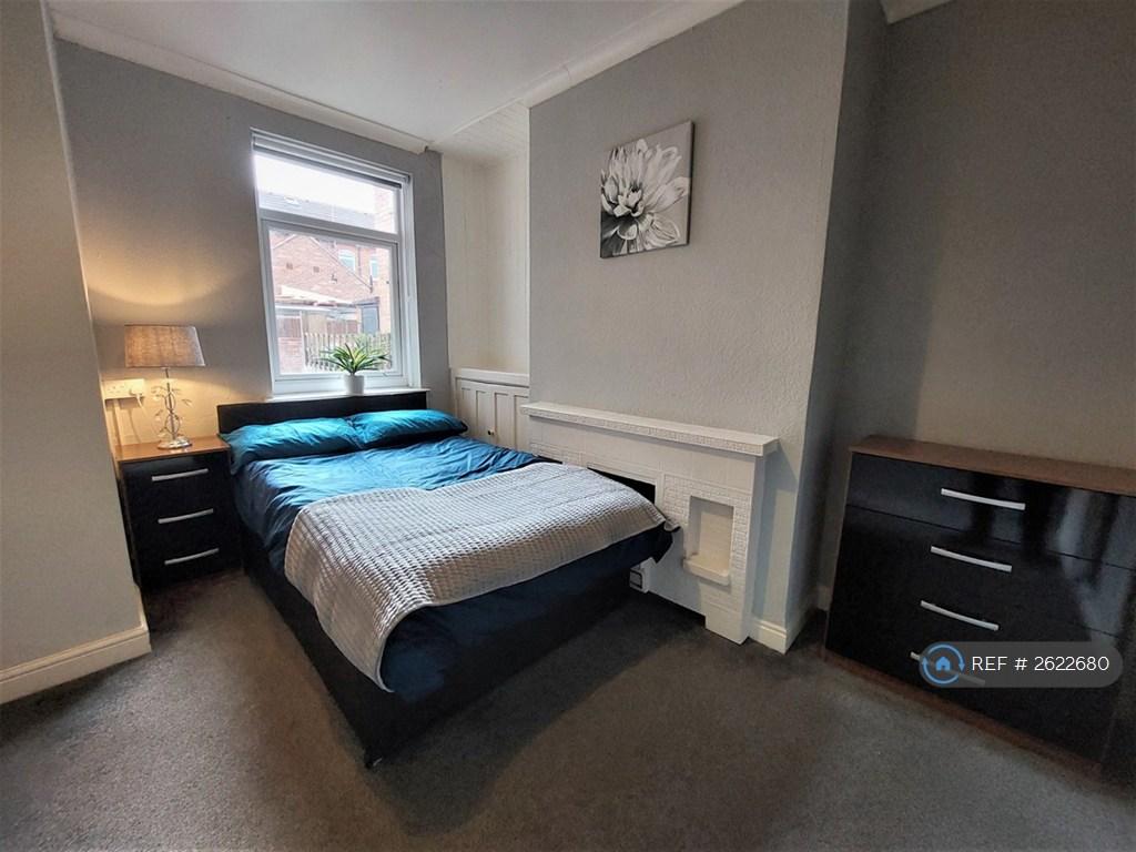 Room 1 Clean Double Room - Let