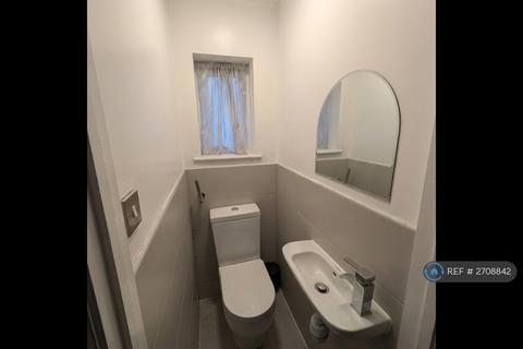 undefined, Eskdale Avenue, Northolt, UB5
