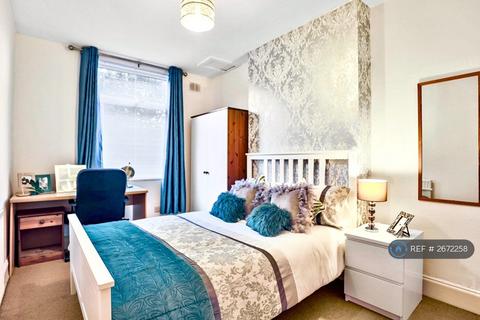 6 bedroom terraced house to rent, St. Stephens Road, Leicester, LE2