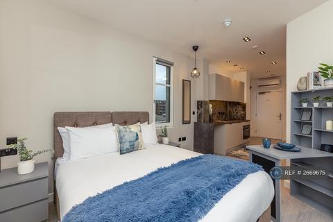Studio to rent, Lowlands Road, Harrow, HA1
