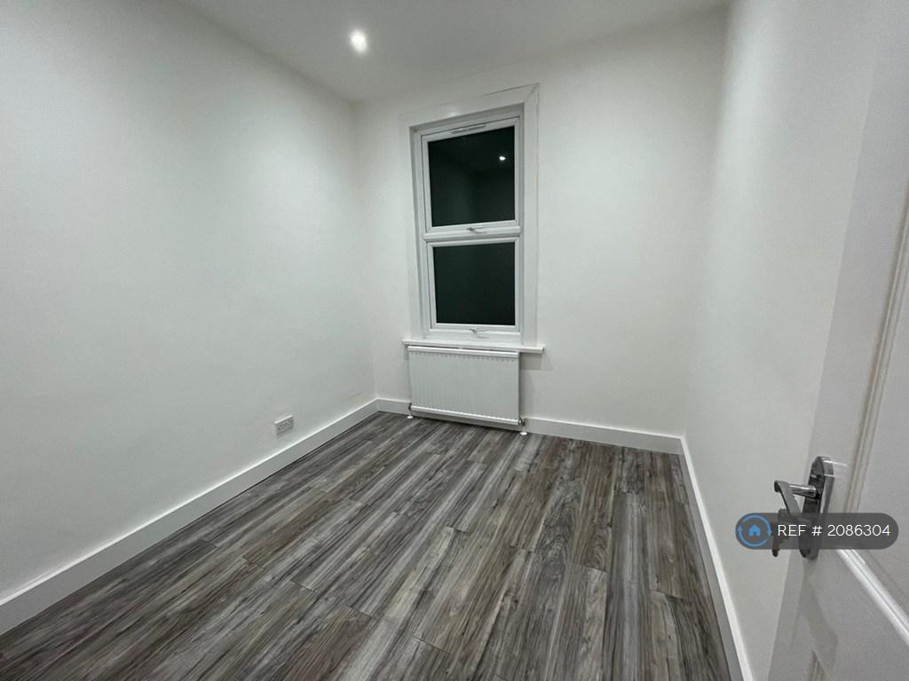 Bedroom 3- Single Room