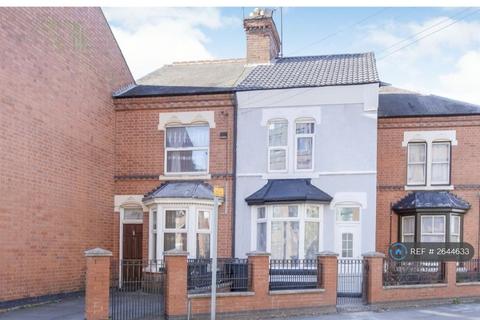 4 bedroom terraced house to rent, Western Road, Leicester, LE3